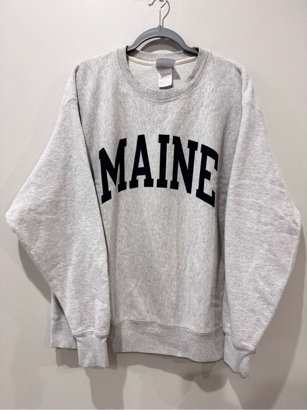 Vtg Maine Size XL Champion Grey and Navy Print Crewneck